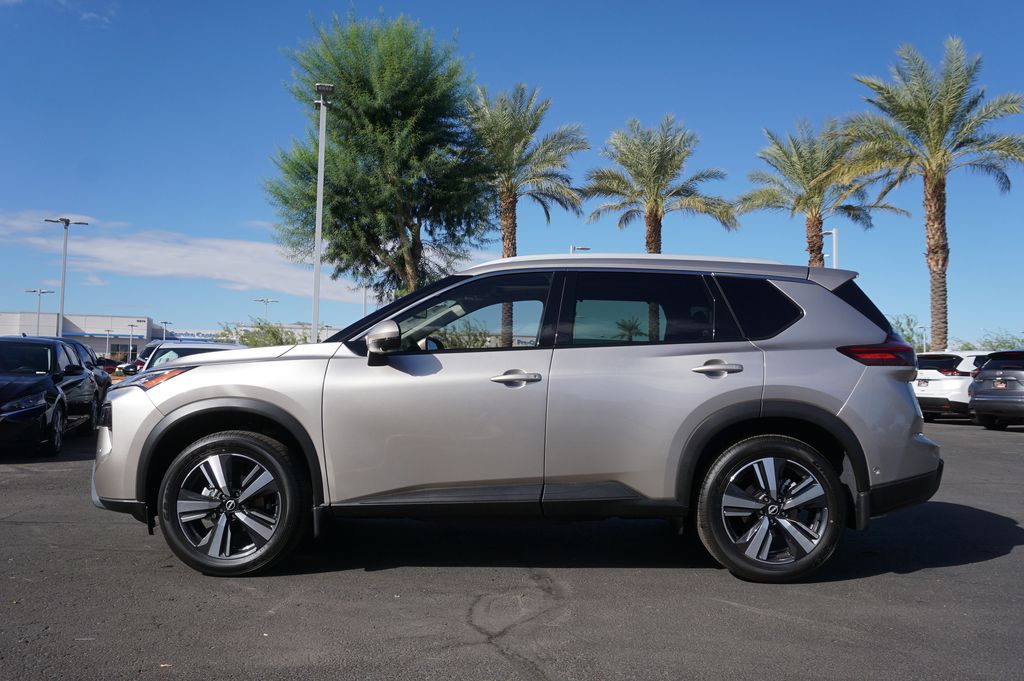 2025 Nissan Rogue SL 2