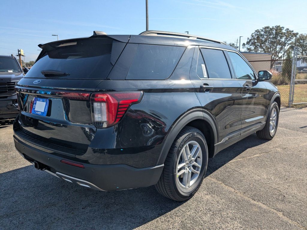 2026 Ford Explorer Active (200A)
