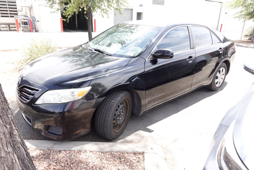 2011 Toyota Camry's photo