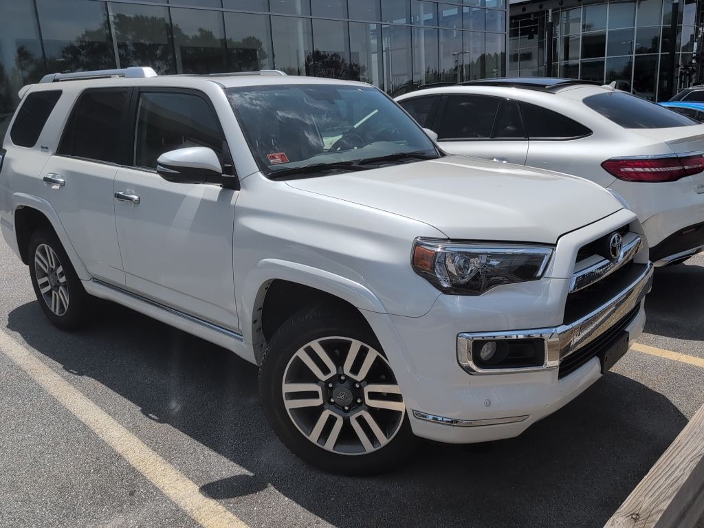 White (Blizzard Pearl) 2019 Toyota 4Runner SUV / Crossover All-Wheel Drive 5-Speed Automatic Overdrive
