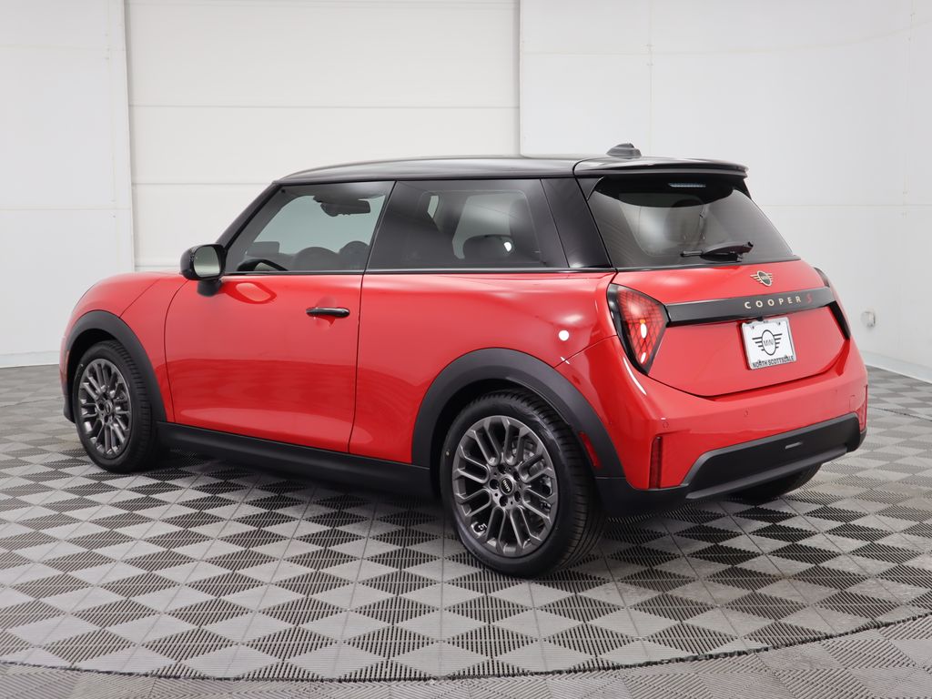 2025 MINI Cooper S 8