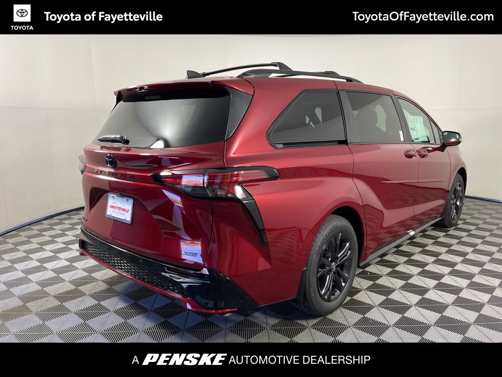 Thumbnail: 2025 Toyota Sienna - 5