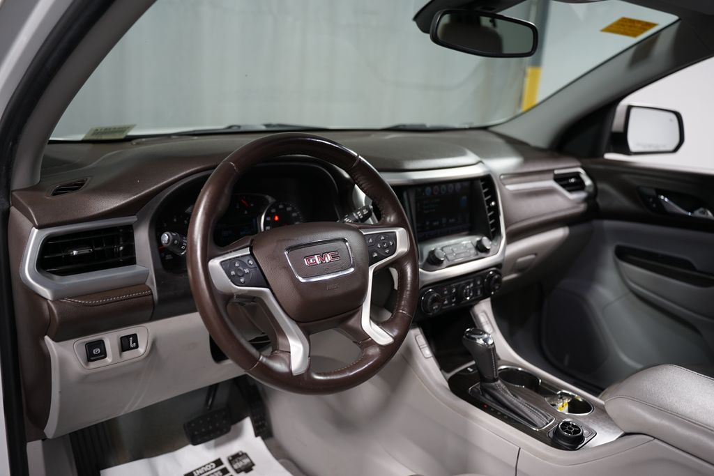 Thumbnail: 2017 GMC Acadia - 12