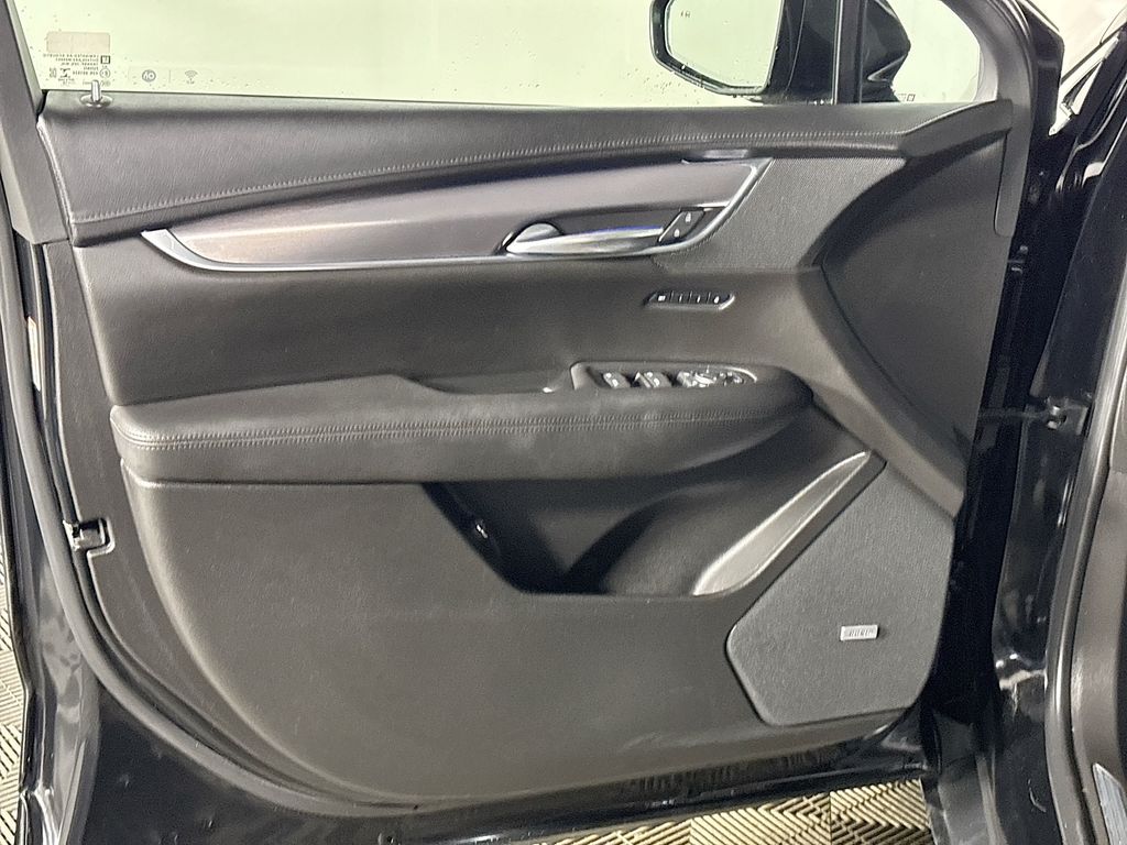 2019 Cadillac XT5 Premium Luxury