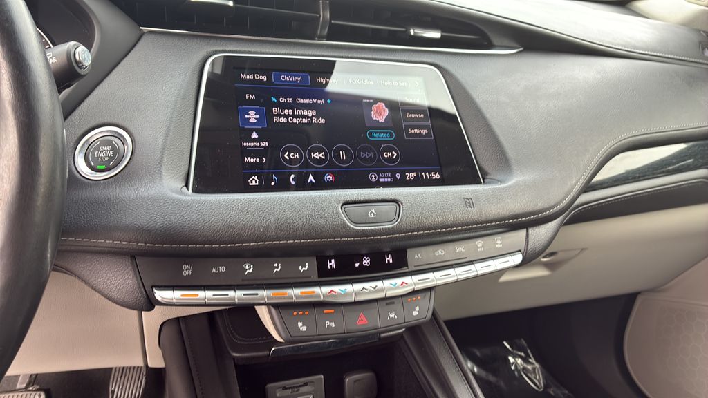 used 2021 Cadillac XT4 car, priced at $23,950