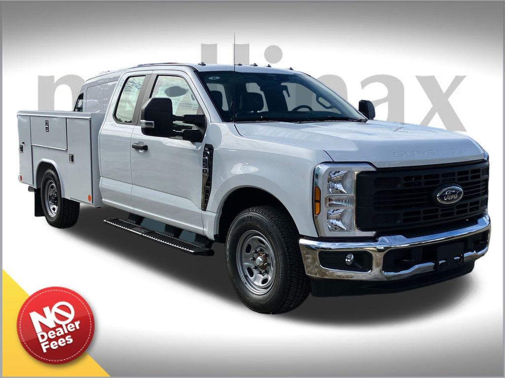 2026 Ford F-250 Super Duty XL's photo
