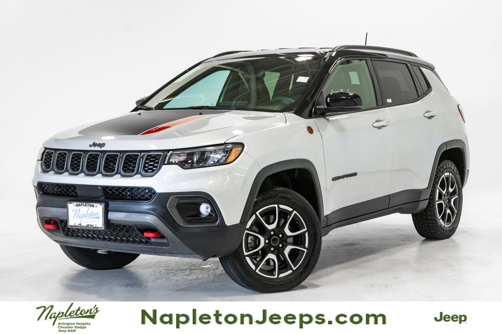 Silver Zynith Metallic Clearcoat 2025 Jeep Compass SUV / Crossover Four-Wheel Drive 8-Speed Automatic