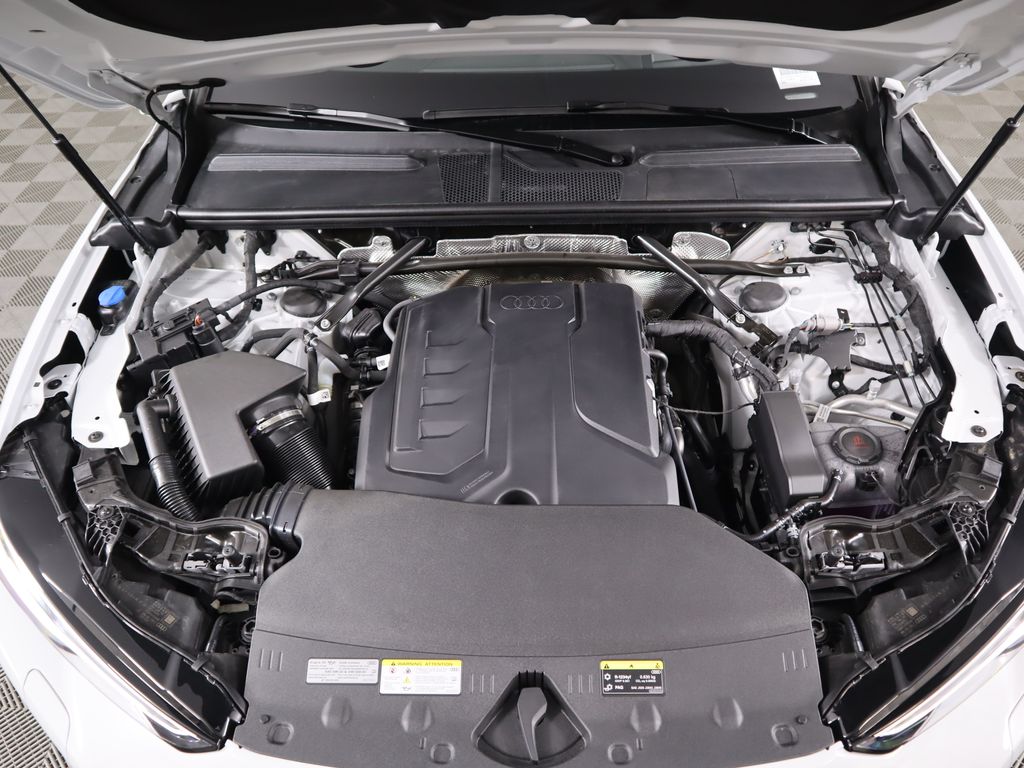 Thumbnail: 2025 Audi Q5 - 31