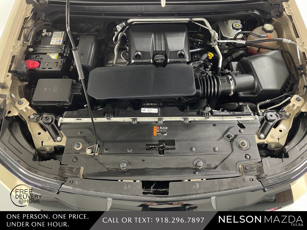 Used 2023 Beige Chevrolet ZR2 image 52