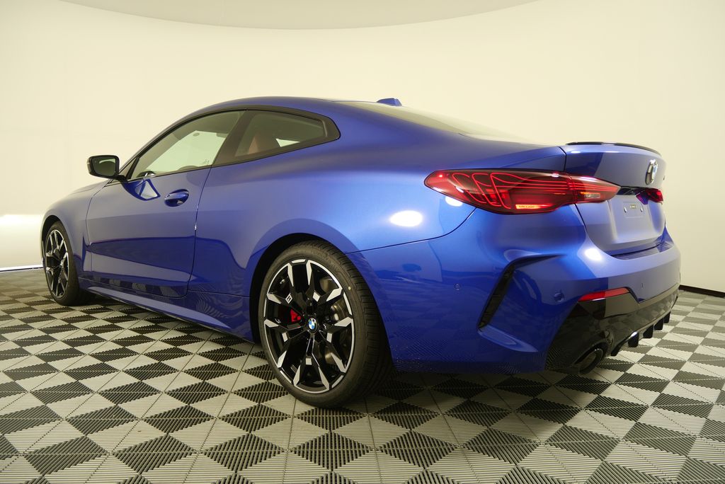 Thumbnail: 2026 BMW 4 Series - 5