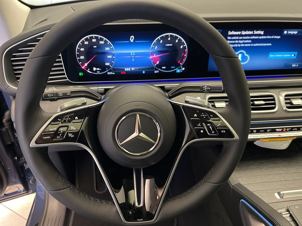 Thumbnail: 2026 Mercedes-Benz GLE - 14