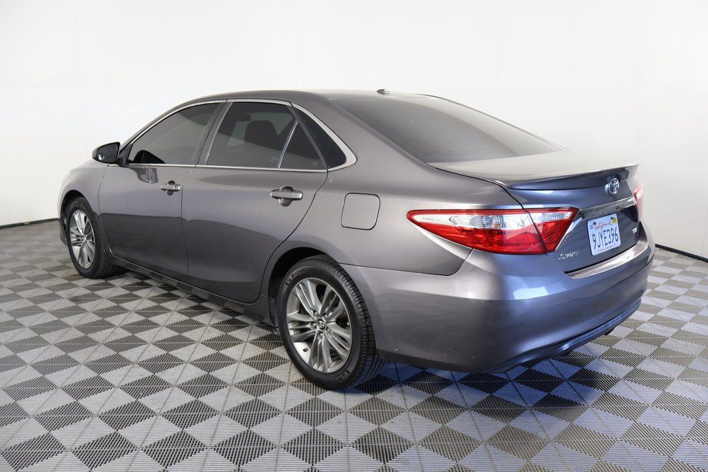 Thumbnail: 2017 Toyota Camry - 6