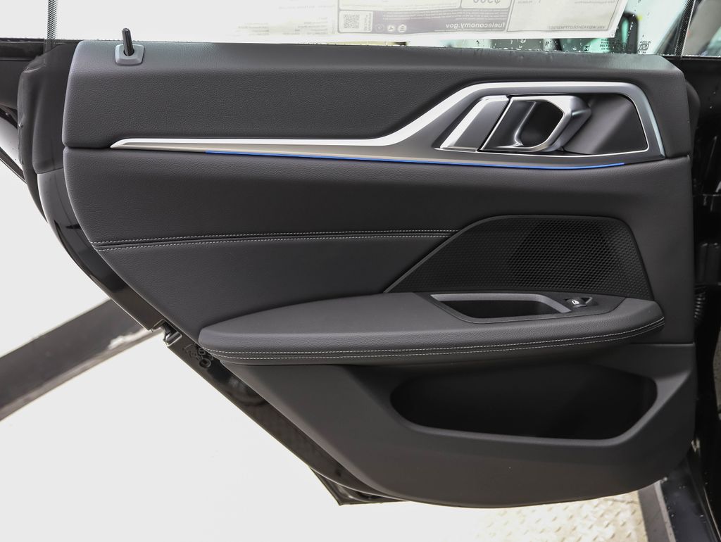 Thumbnail: 2026 BMW i4 - 20