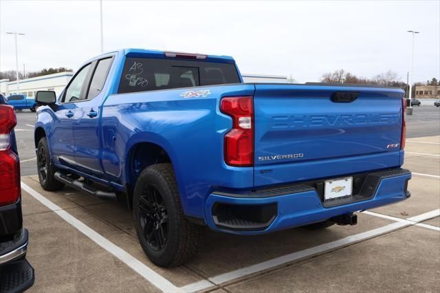 Thumbnail: 2026 Chevrolet Silverado 1500 - 4