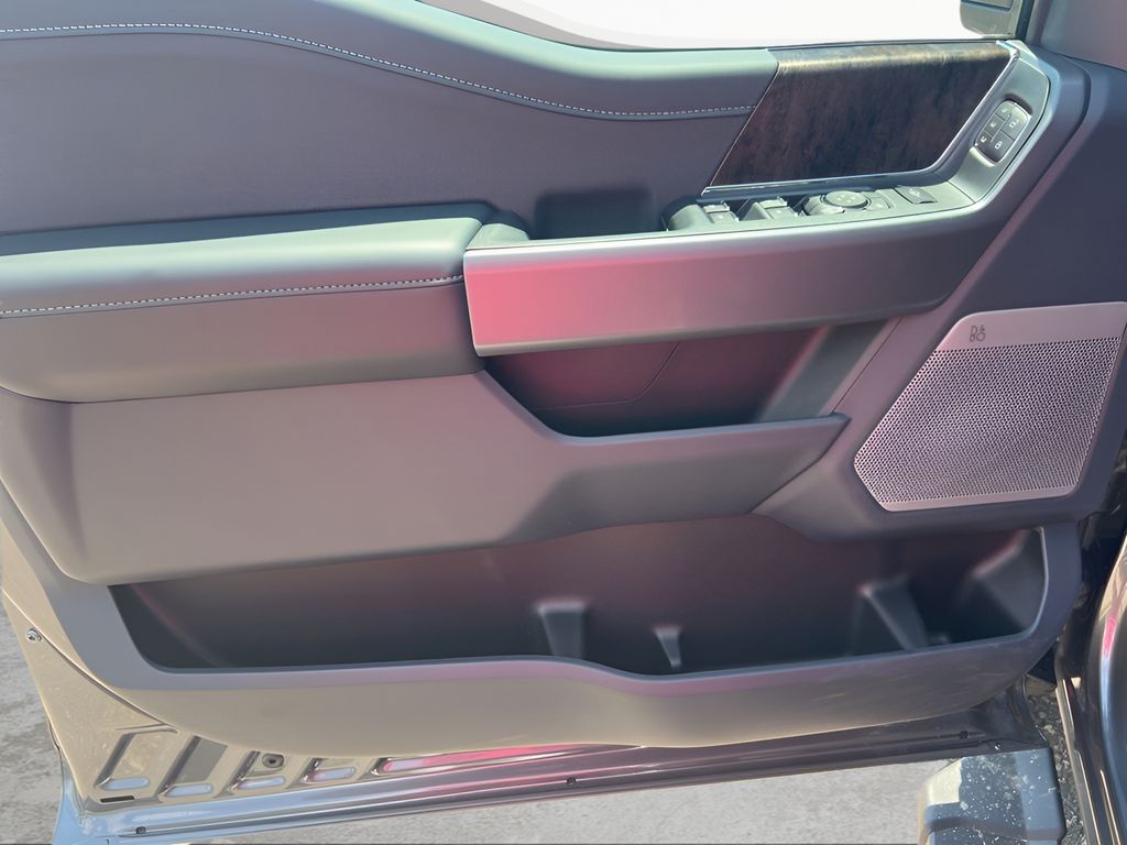 2025 Ford F-350SD