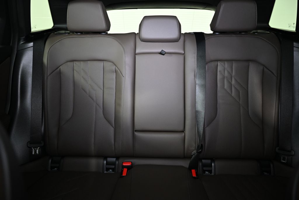 Thumbnail: 2026 BMW X3 - 25