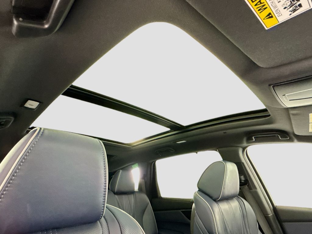 Thumbnail: 2024 Acura MDX - 17