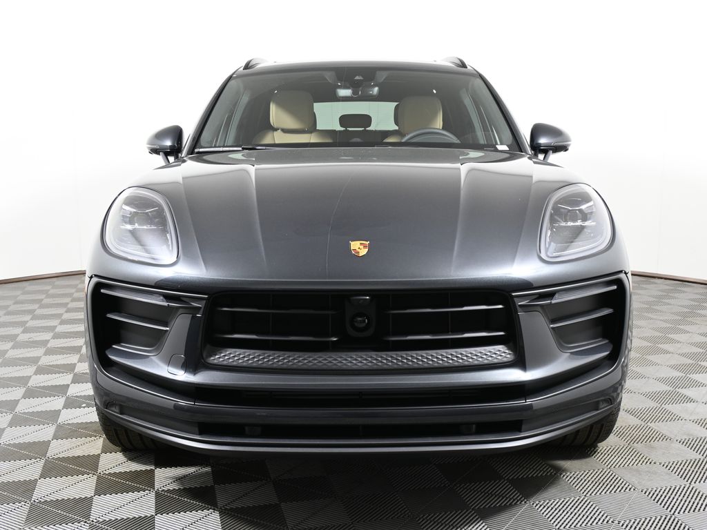 2024 Porsche Macan  9