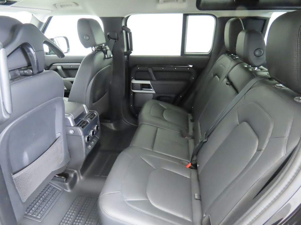 Thumbnail: 2024 Land Rover Defender - 22