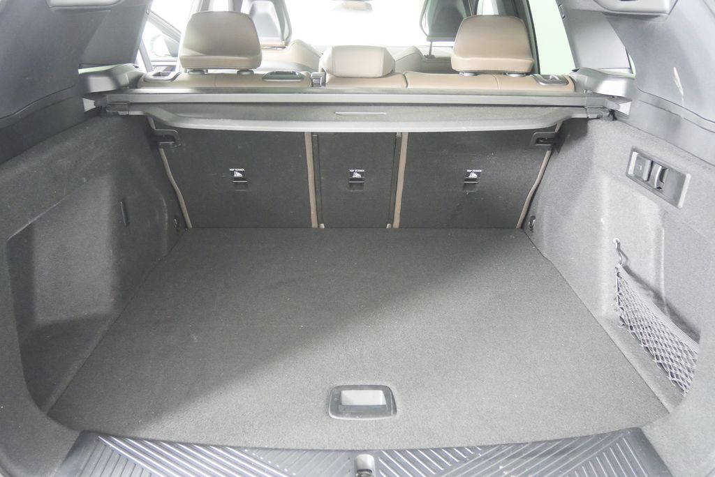 Thumbnail: 2025 BMW X3 - 16