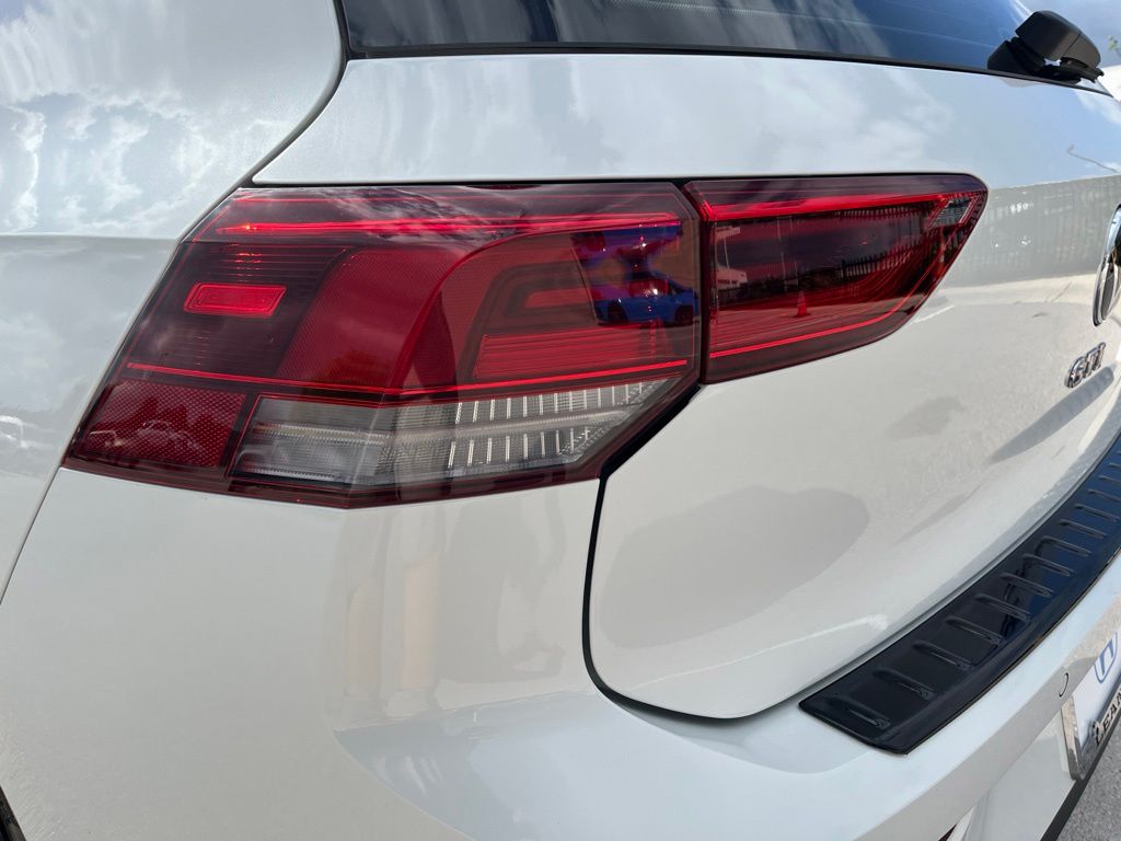Thumbnail: 2024 Volkswagen Golf - 7