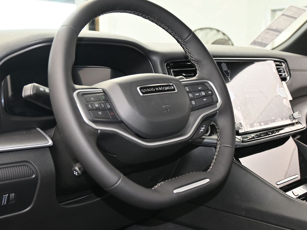 New 2026 High Gloss Black Jeep Limited image 13