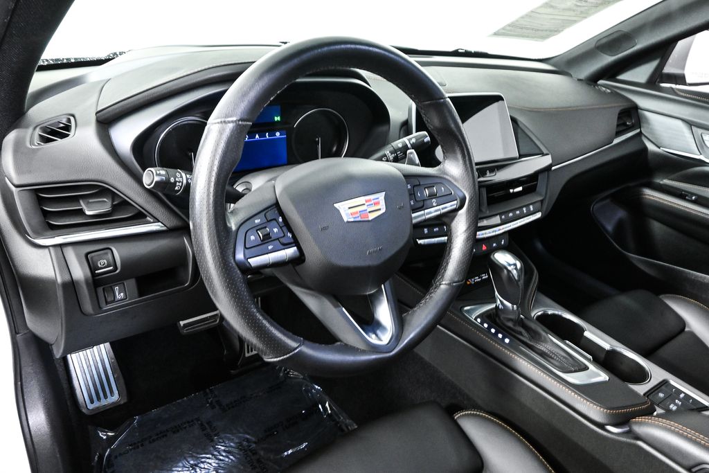 2024 Cadillac CT4 Sport 9