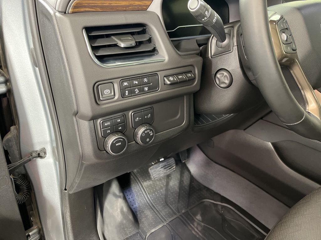 Thumbnail: 2023 Chevrolet Tahoe - 29
