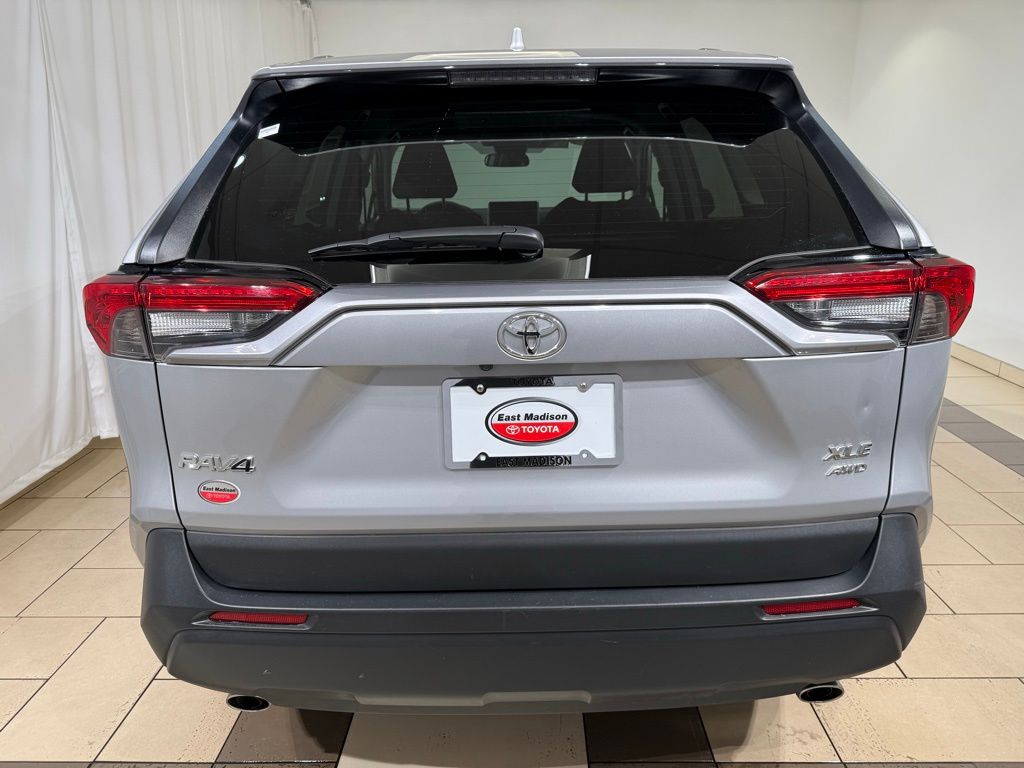 Thumbnail: 2025 Toyota RAV4 - 4
