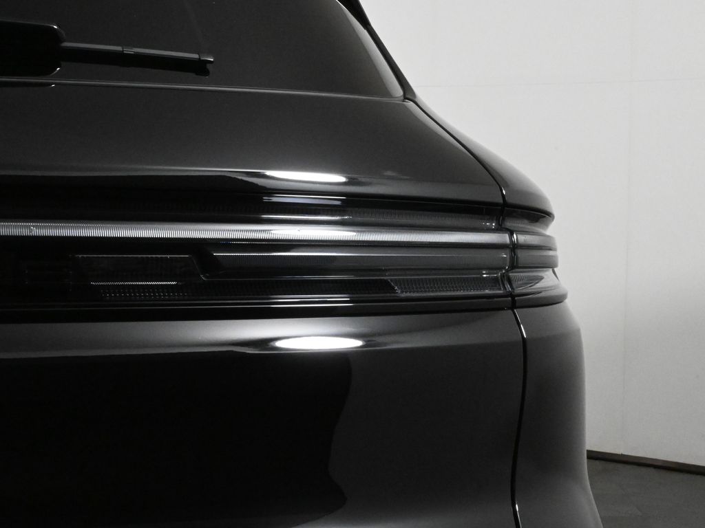 Thumbnail: 2025 Porsche Cayenne - 14