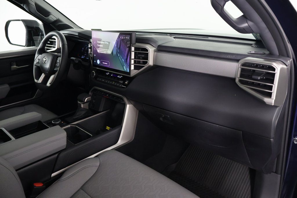 Thumbnail: 2025 Toyota Tundra - 9