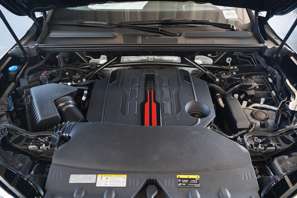 Thumbnail: 2026 Audi SQ5 - 15