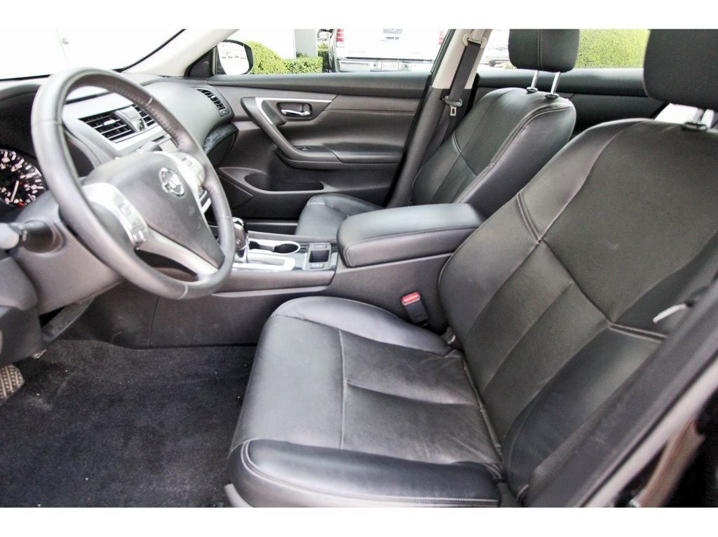 2016 Nissan Altima 2.5 SL Black at Mac Haik CDJR North Houston