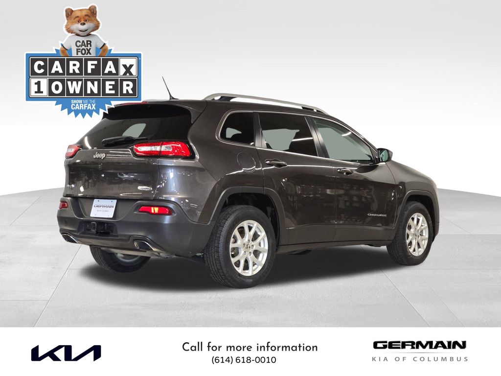 2016 Jeep Cherokee Latitude photo 3
