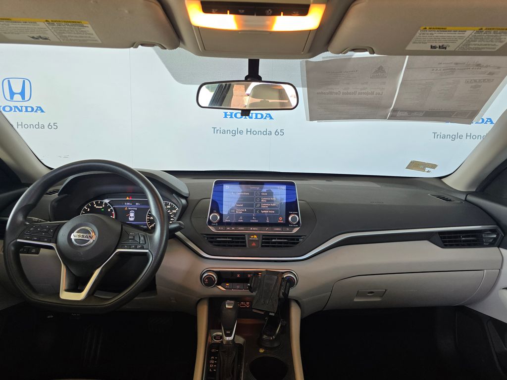 Thumbnail: 2019 Nissan Altima - 5