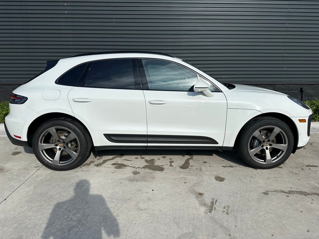 2024 Porsche Macan  5