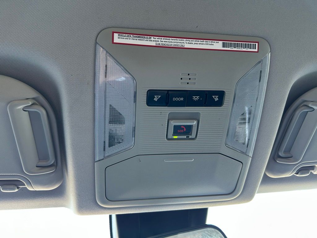 Thumbnail: 2021 Toyota RAV4 - 29