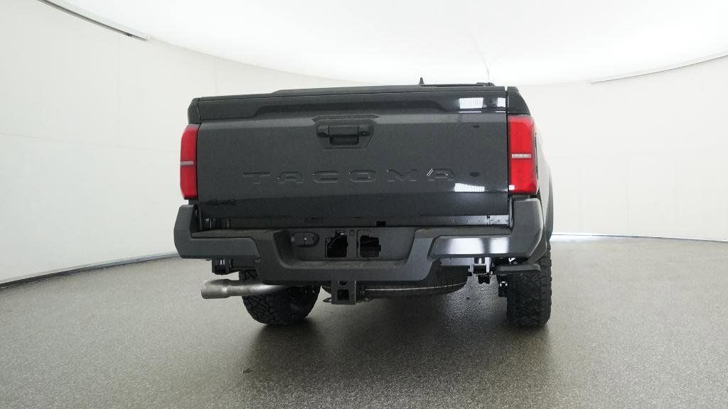 Thumbnail: 2025 Toyota Tacoma - 15