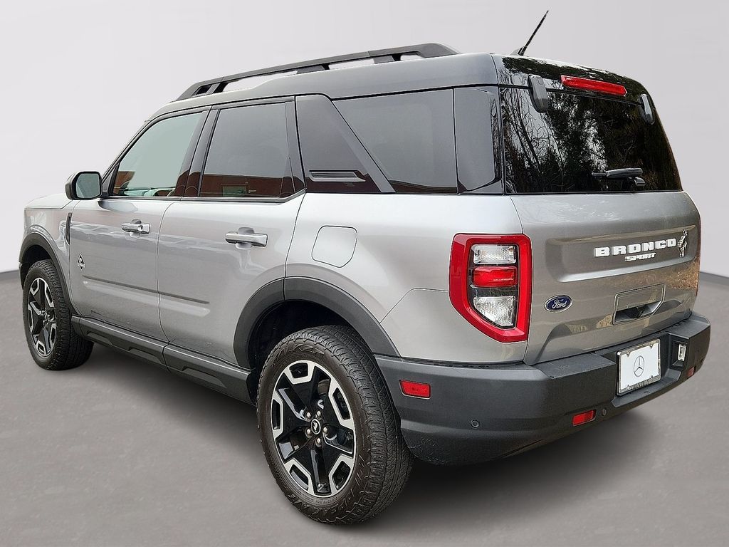Thumbnail: 2022 Ford Bronco Sport - 6