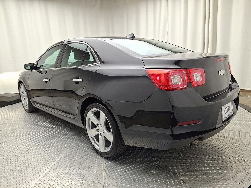 Thumbnail: 2013 Chevrolet Malibu - 6