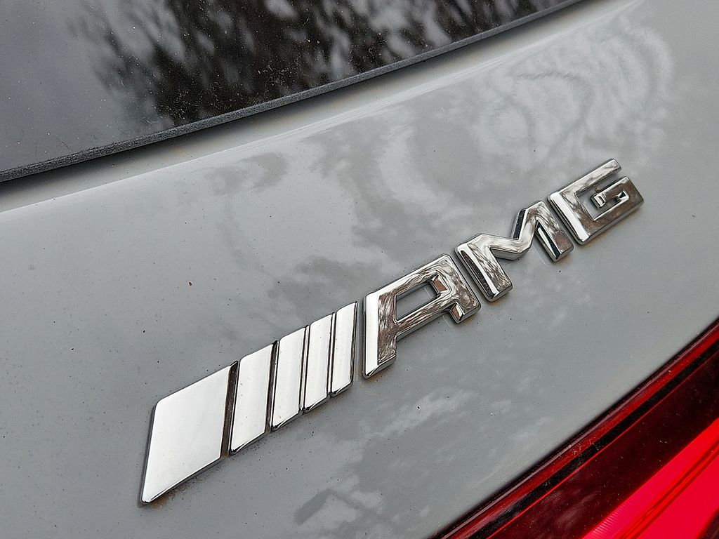 Thumbnail: 2026 Mercedes-Benz GLE - 16