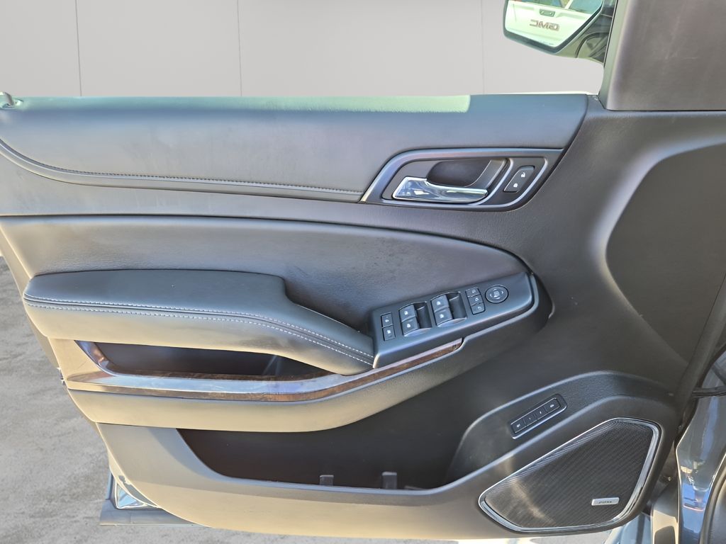 Used Car 2019 Chevrolet Suburban  Lt For Sale Under $25,000 In Austin, Texas