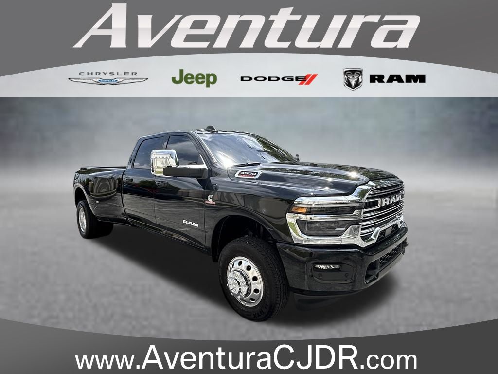 Diamond Black Crystal Pearlcoat 2025 RAM 3500 Pickup Truck Four-Wheel Drive 8-Speed Automatic