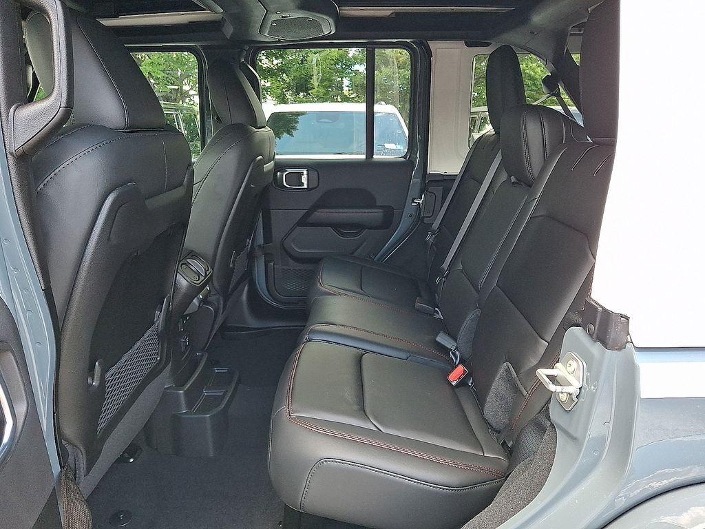 New 2026 Jeep Wrangler SUV