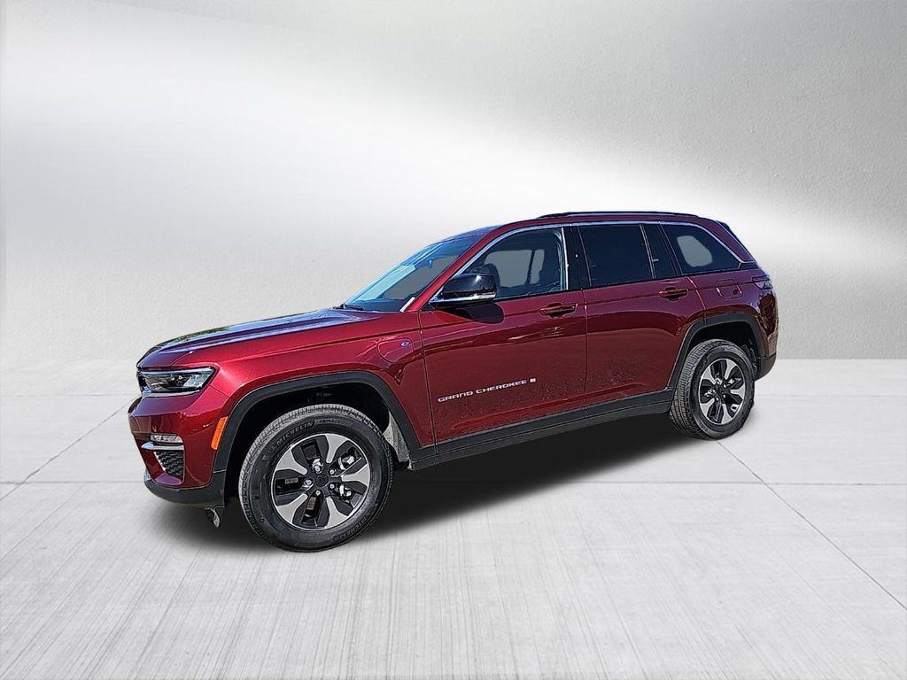 2022 Jeep Grand Cherokee Base 4xe 1