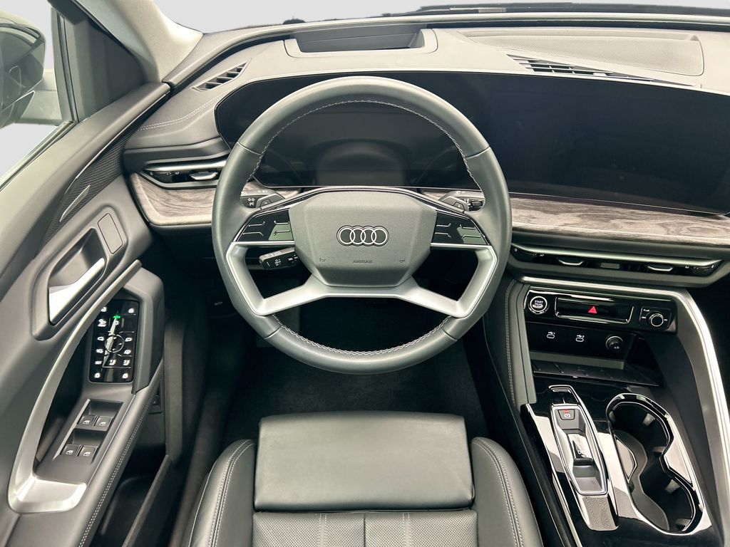 Thumbnail: 2025 Audi Q5 - 10