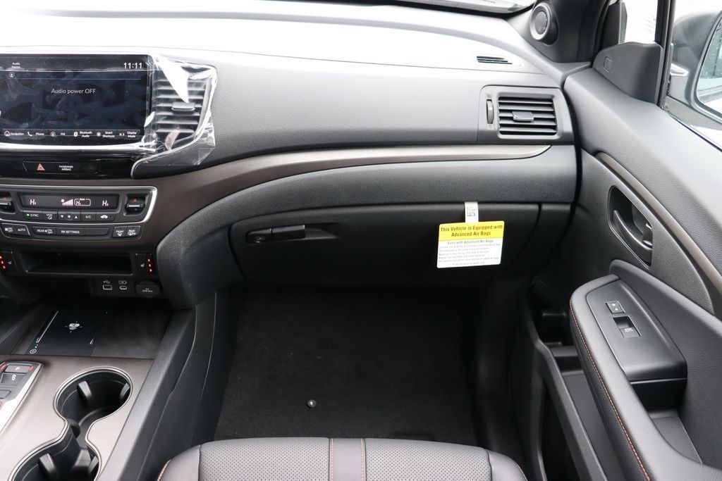 Thumbnail: 2026 Honda Ridgeline - 15