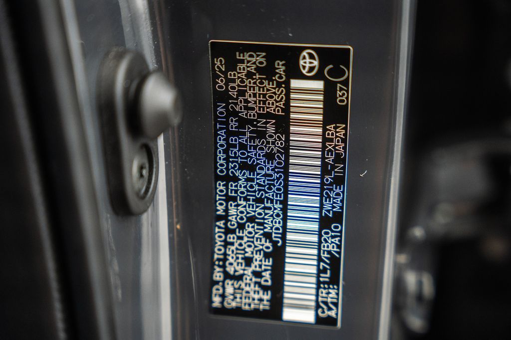 ToyotaCorolla Hybrid37