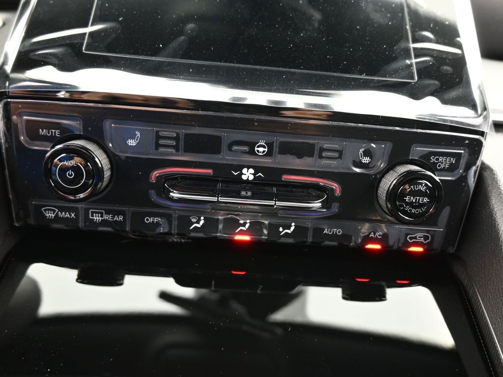 New 2026 Bright White Clearcoat Jeep Laredo image 20