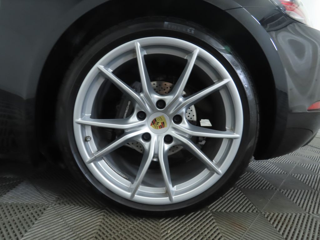2024 Porsche 718 Cayman  26